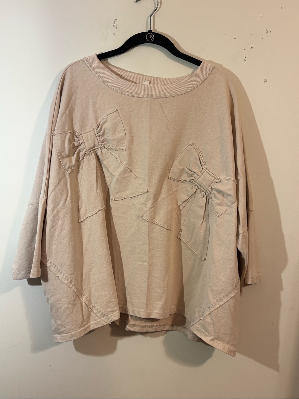 Blue Velvet cream Lace Bow Sweat Top oversized raw-edge bow appliqués small